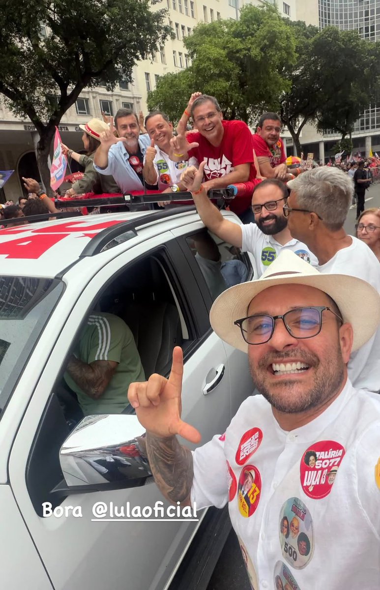 dykerenault's tweet photo. diogo nogueira acaba de se tornar cabo eleitoral do lula!!!! https://t.co/6IEKFA8tTi