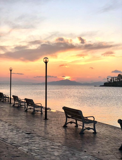 GuiDellazeri's tweet photo. Sevdiklerinizle birlikte huzurlu bir haftanın sonucunu diliyorum arkadaşlar.

Görüşmek üzere inşallah, ALLAH bir manet. https://t.co/wQJdS7ZtAq