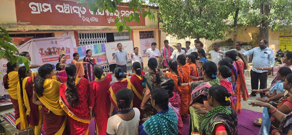 SBMGBOUDH's tweet photo. CDO participated in People’s Plan Campaign Gramsabha. Discussed on  #Swachhatahiseva2026 Swachh Seva Akalan, #jjm &amp; took Swachhata Sapath. #PPC @mopr_goi @DoWRRDGR_MoJS @swachhbharat @PRDeptOdisha @dmboudh https://t.co/2GYn1fDC7h