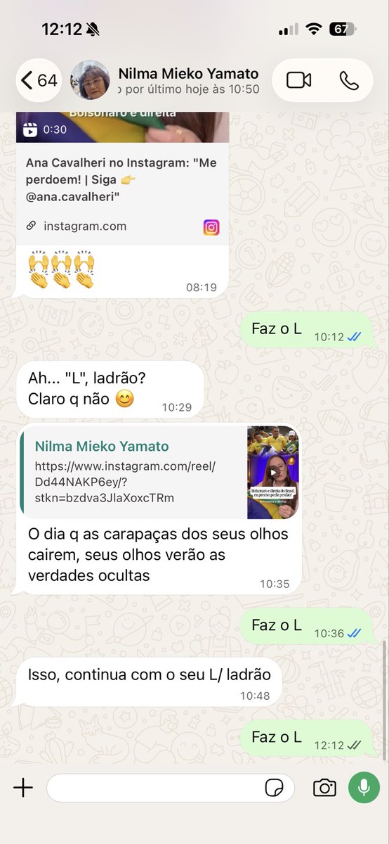 Yamatonsio's tweet photo. Como eu amo irritar minha tia https://t.co/GCVEFvL8n6