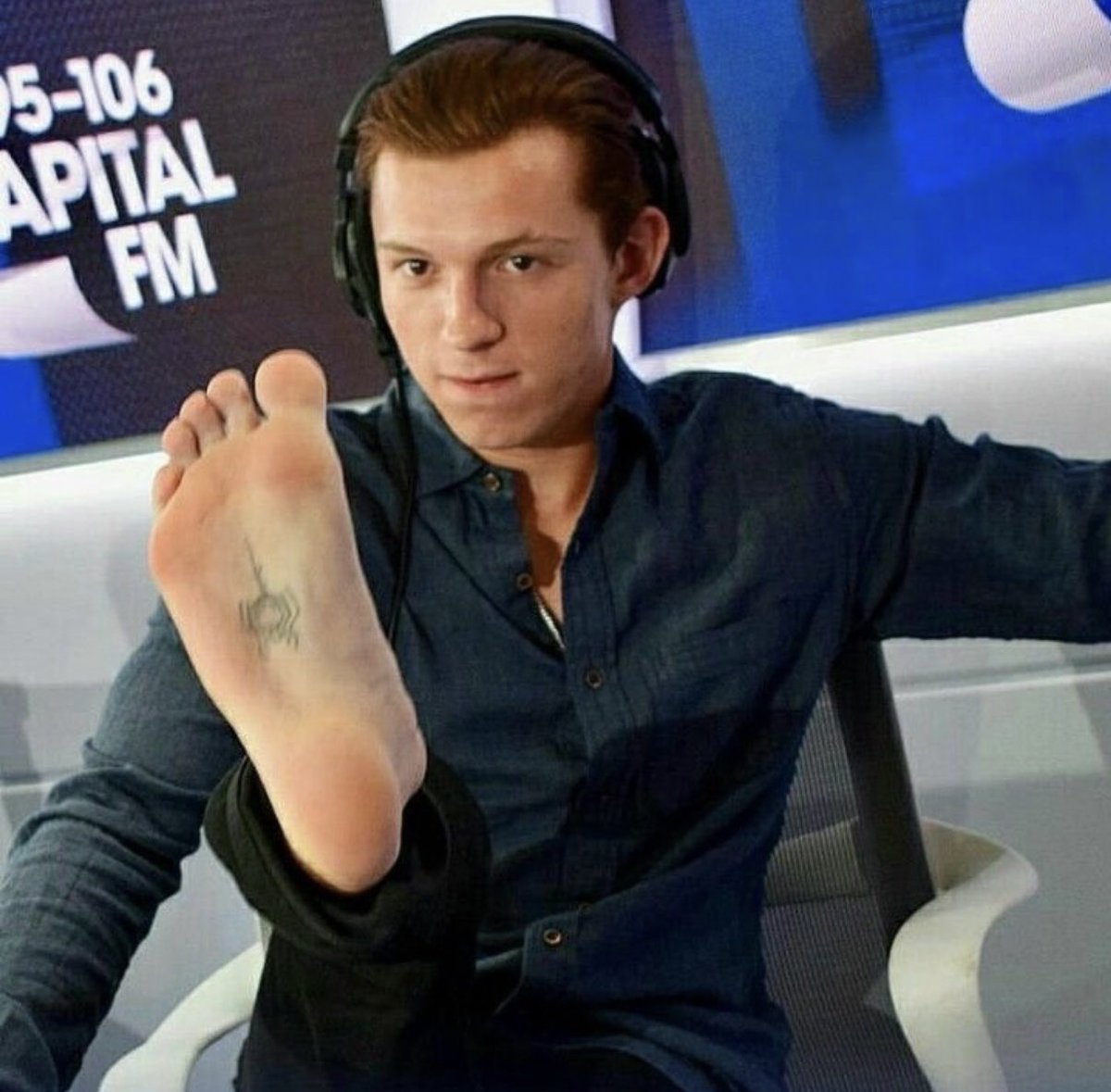 levelstepp's tweet photo. Tom Holland +10 cm ile tanışıyor.

#levelstep #boy #tomholland #10cm https://t.co/Fgh2NgbcxW