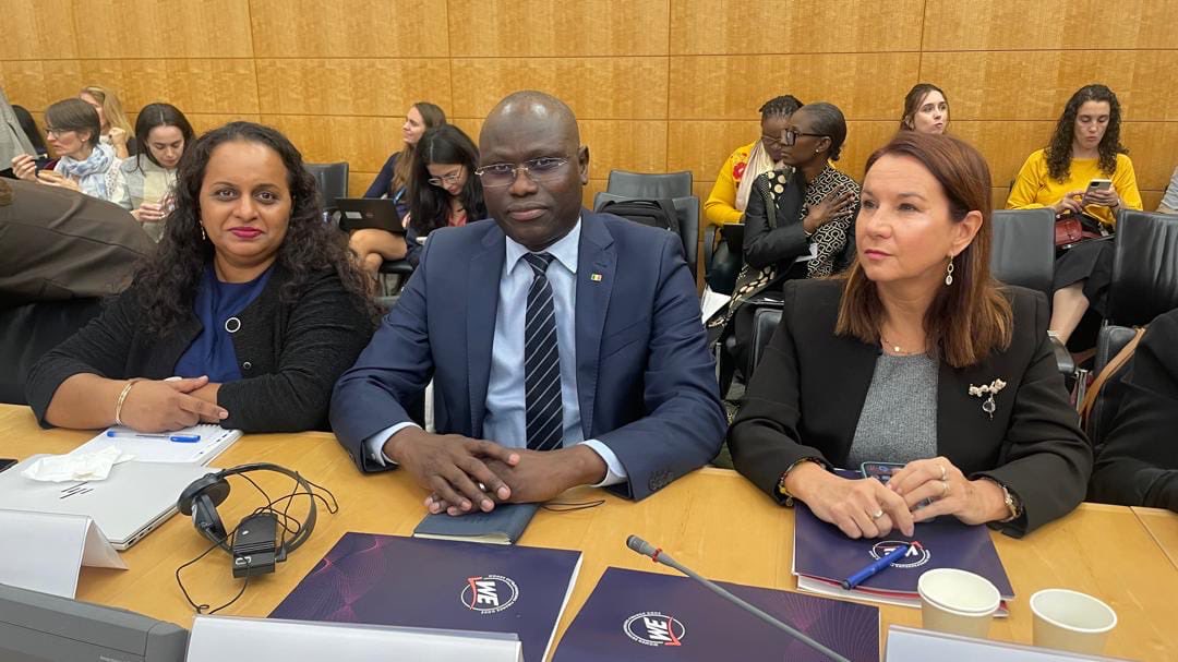 FONGIP's tweet photo. Le FONGIP primé à Paris

Le FONGIP a reçu le WE Finance Code Award, au nom du Sénégal, pour ses actions en faveur de l’accès des femmes entrepreneures au financement. Cette distinction a été décernée lors du Forum mondial sur le financement des femmes entrepreneures . https://t.co/1SBZr29qTv