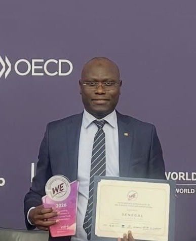 FONGIP's tweet photo. Le FONGIP primé à Paris

Le FONGIP a reçu le WE Finance Code Award, au nom du Sénégal, pour ses actions en faveur de l’accès des femmes entrepreneures au financement. Cette distinction a été décernée lors du Forum mondial sur le financement des femmes entrepreneures . https://t.co/1SBZr29qTv