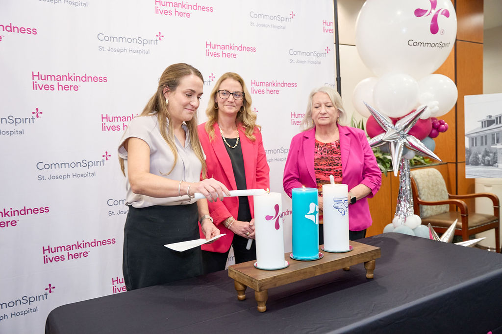 cshbrazosvalley's tweet photo. Yesterday, we held a special ceremony at our Bryan Hospital to bless our new name: St. Joseph Health is now CommonSpirit.

While our name has changed, our dedication to the health and well-being of the Brazos Valley remains stronger than ever. 

#CommonSpiritBrazosValley https://t.co/NLwfwZ3yQH