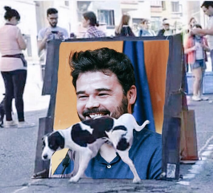 laketano's tweet photo. @SarahPerezSanta Los catalanes te lo regalamos 
👇 https://t.co/B26Htfx3ZR