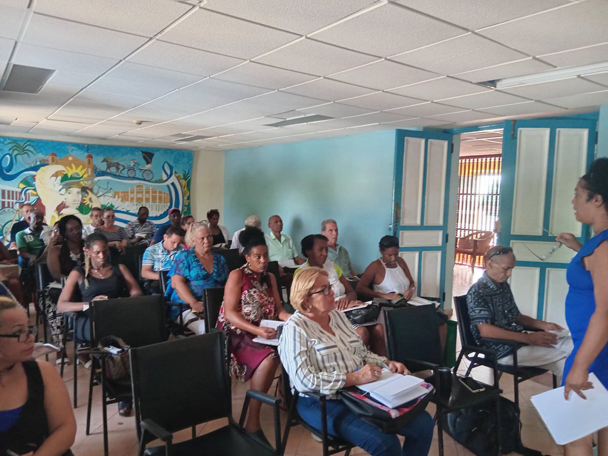 SGEPMTZ's tweet photo. El trabajo metodológico en las DGME es clave porque garantiza la calidad del proceso de enseñanza-aprendizaje, fortalece la preparación docente y asegura coherencia pedagógica en cada nivel.
#MINED  #EducaciónEnVictoria #CárdenasXCuba https://t.co/ACDW8Ikx6w
