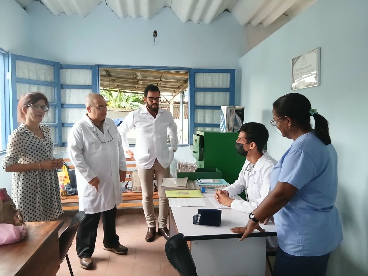 YamileRamosCord's tweet photo. En áreas de salud y consultorios del médico de la familia se comprueba hoy la calidad de los servicios en #PinardelRío #UnidosXCuba https://t.co/lyS78VoK2K