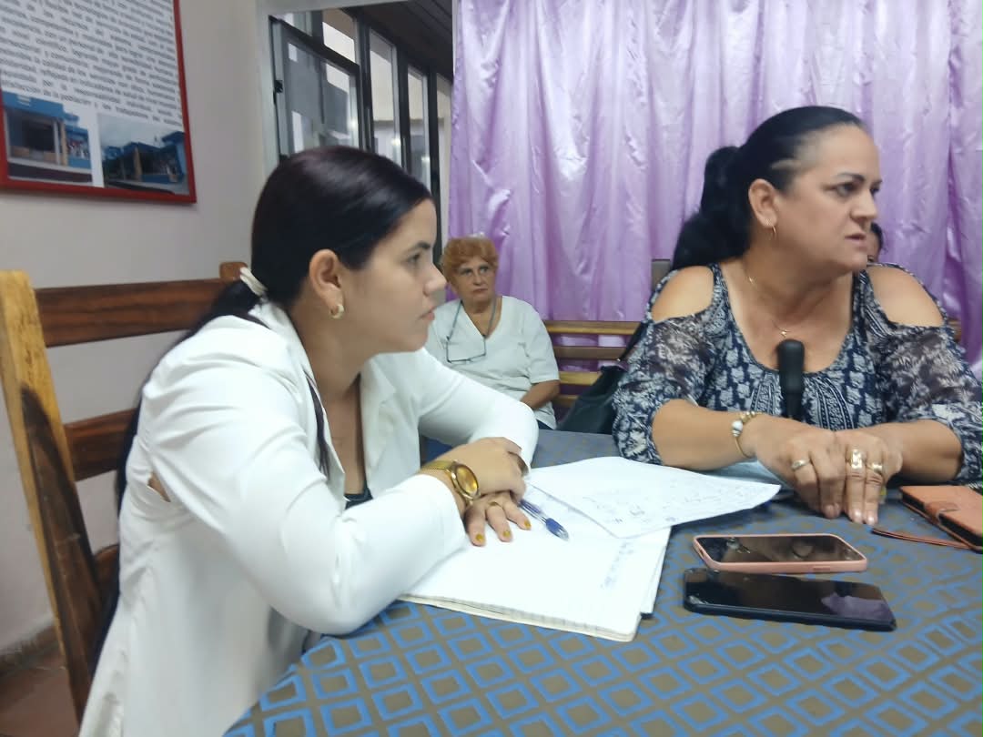 YamileRamosCord's tweet photo. En áreas de salud y consultorios del médico de la familia se comprueba hoy la calidad de los servicios en #PinardelRío #UnidosXCuba https://t.co/lyS78VoK2K