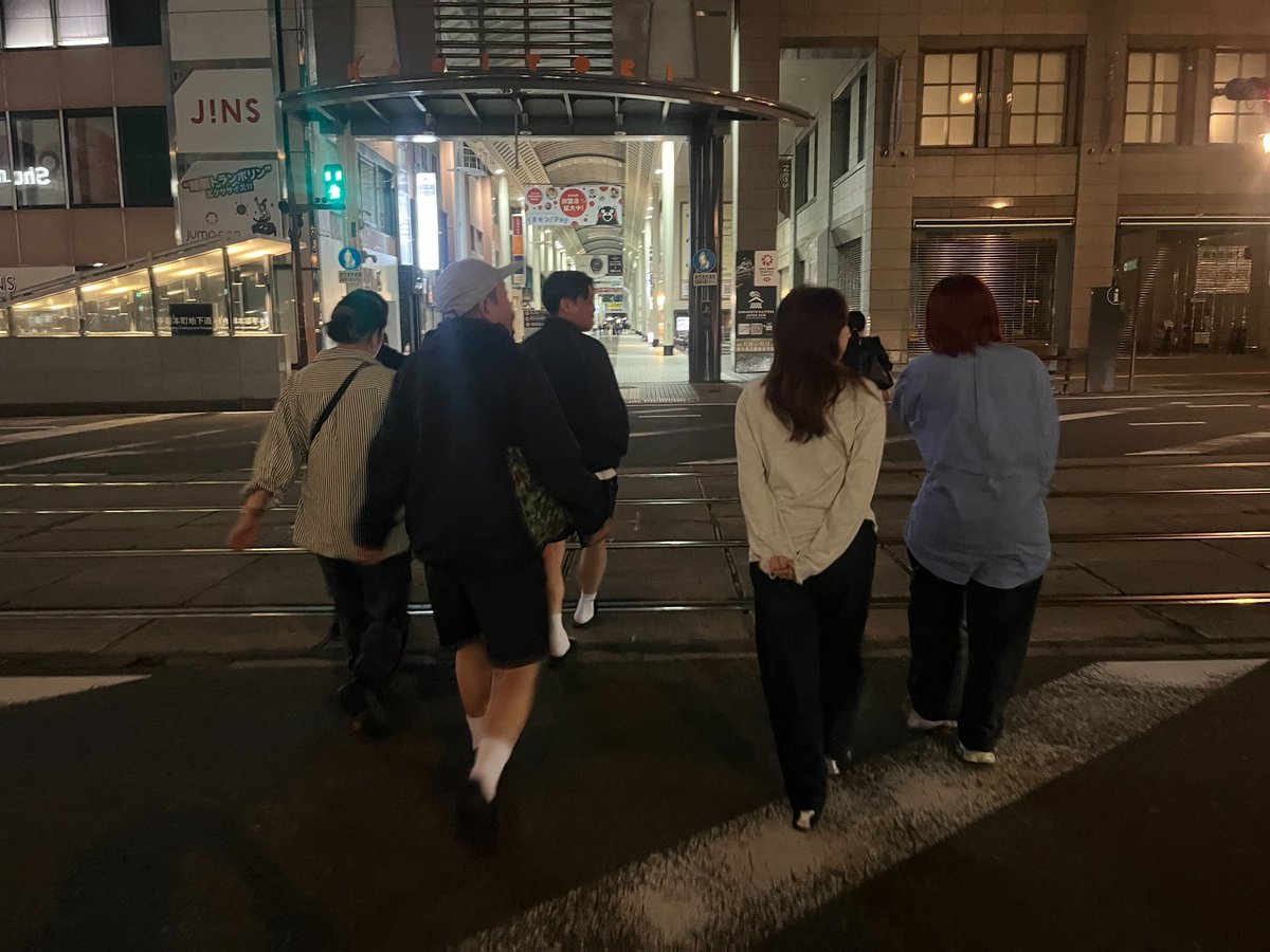 DAMADAMA123's tweet photo. 熊本、打ち上げ！
嬉しいです。。

#サルゴリラ 
#コントと旅 
#熊本 https://t.co/yreHprleJk