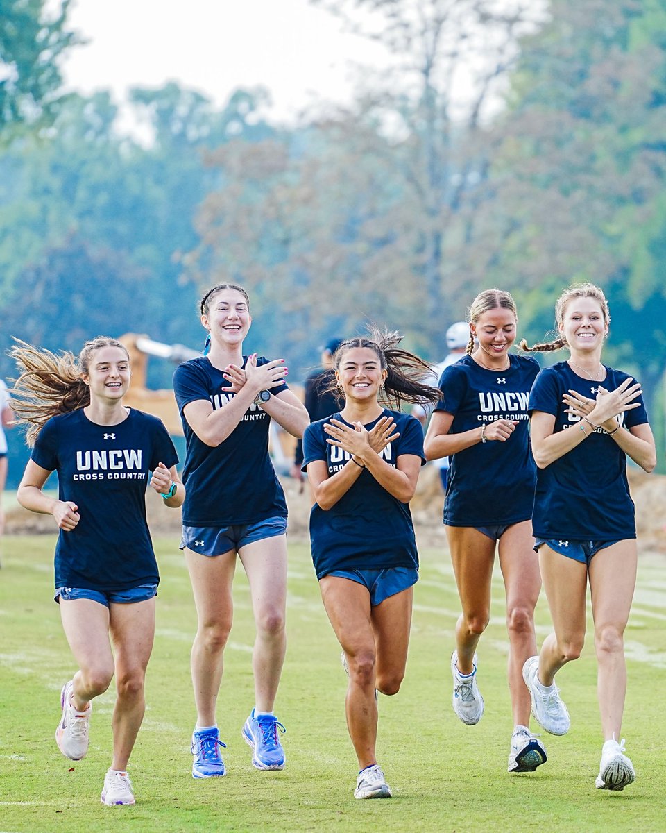 SeahawkTFXC's tweet photo. race day energy! 🔋

#BeTheStandard https://t.co/VbRXYVmvOM