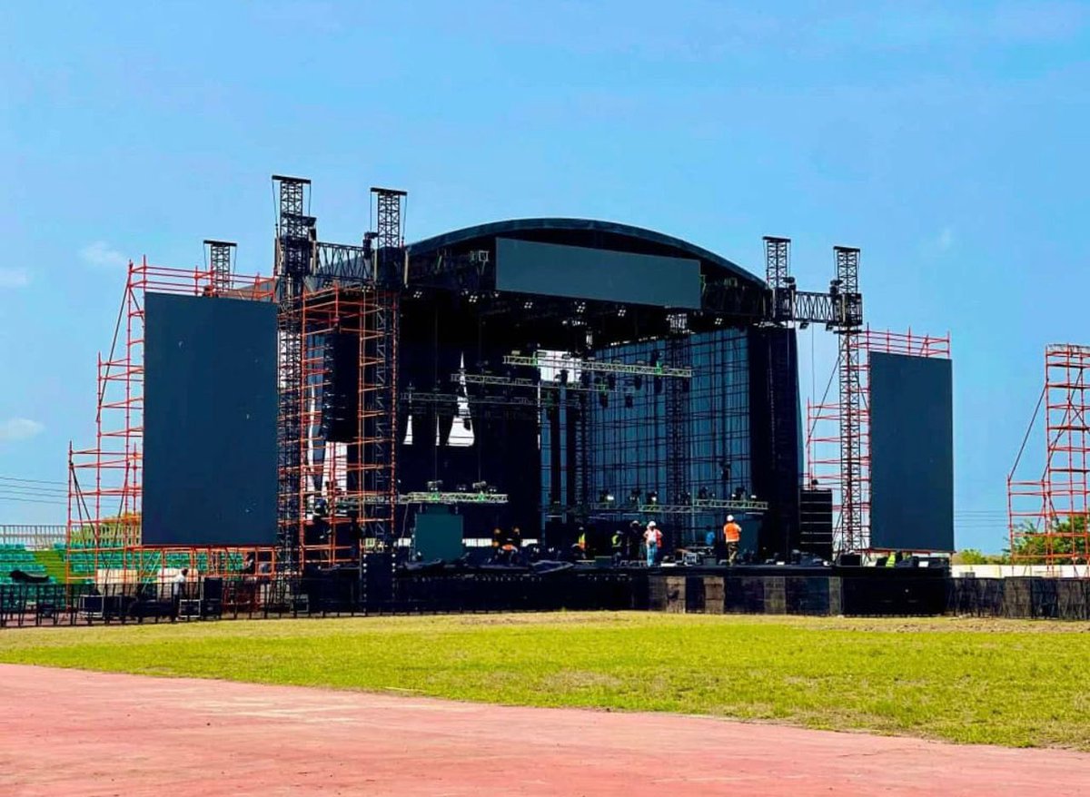 BurnitonNelly's tweet photo. Stonebwoy’s stage setup for Ho Stadium 🤩🔥 https://t.co/dI6qDoKT8v
