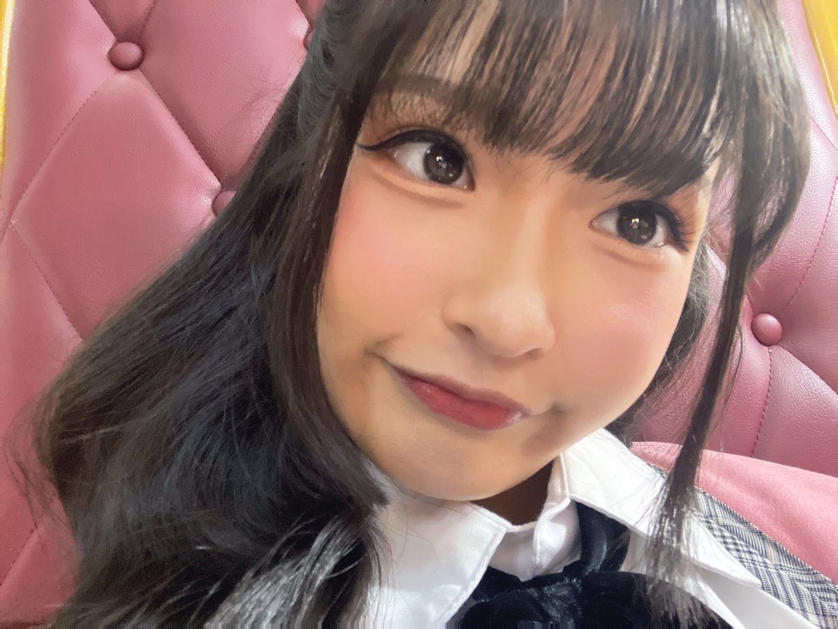 Elin_JKT48's tweet photo. Terimakasih buat itadaki love hari inii 💘 https://t.co/yHZYxG5BrI