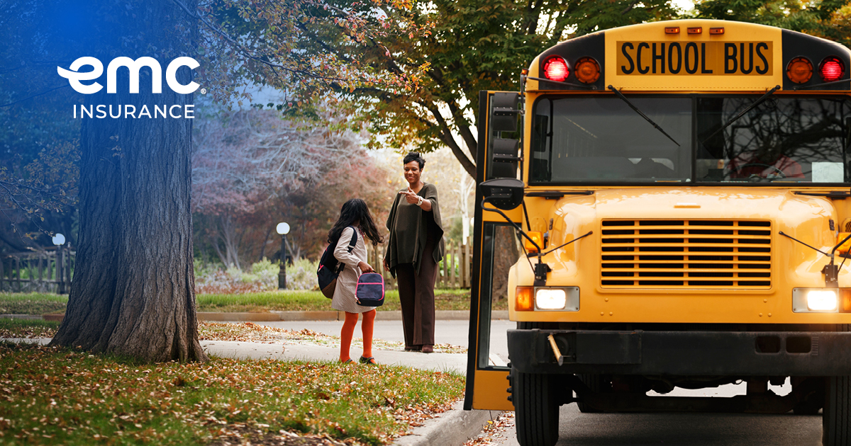 EMCInsurance's tweet photo. Buses are rolling and students and staff are settling into a new school year. Now's the time to take a fresh look at your fleet safety program. Review this checklist to help keep drivers, students, and vehicles safe 📋🚌 https://t.co/PYvXSrpWkf https://t.co/eYcKrhRlqE
