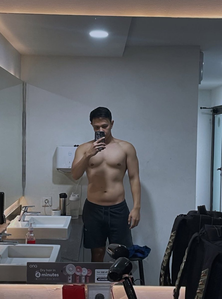 tulisrn's tweet photo. p ? #gaysurabaya https://t.co/YSTMMsYs31