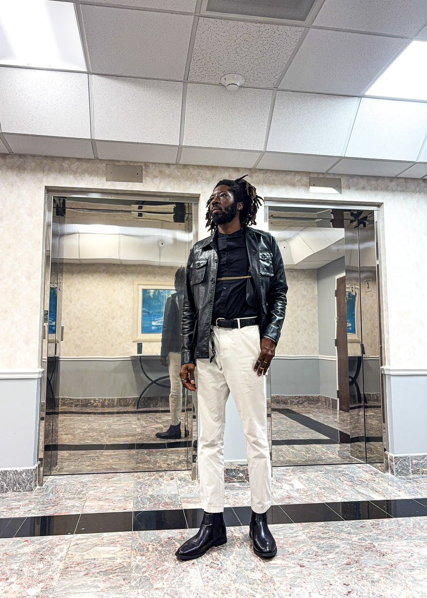 iamLowLifeKj's tweet photo. โ All is aligning to my will through faith. #LackOfWorries #LivingInFearlessEfforts #LowLife๐ โ https://t.co/BQBSSoh6Lh