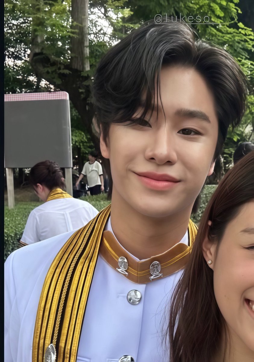 halfmyhppness's tweet photo. 🥺🦊🎓

LUKE GRADUATION DAY
#CongratulationsLuke
#lukeso_ https://t.co/Jir2Tgp6k1