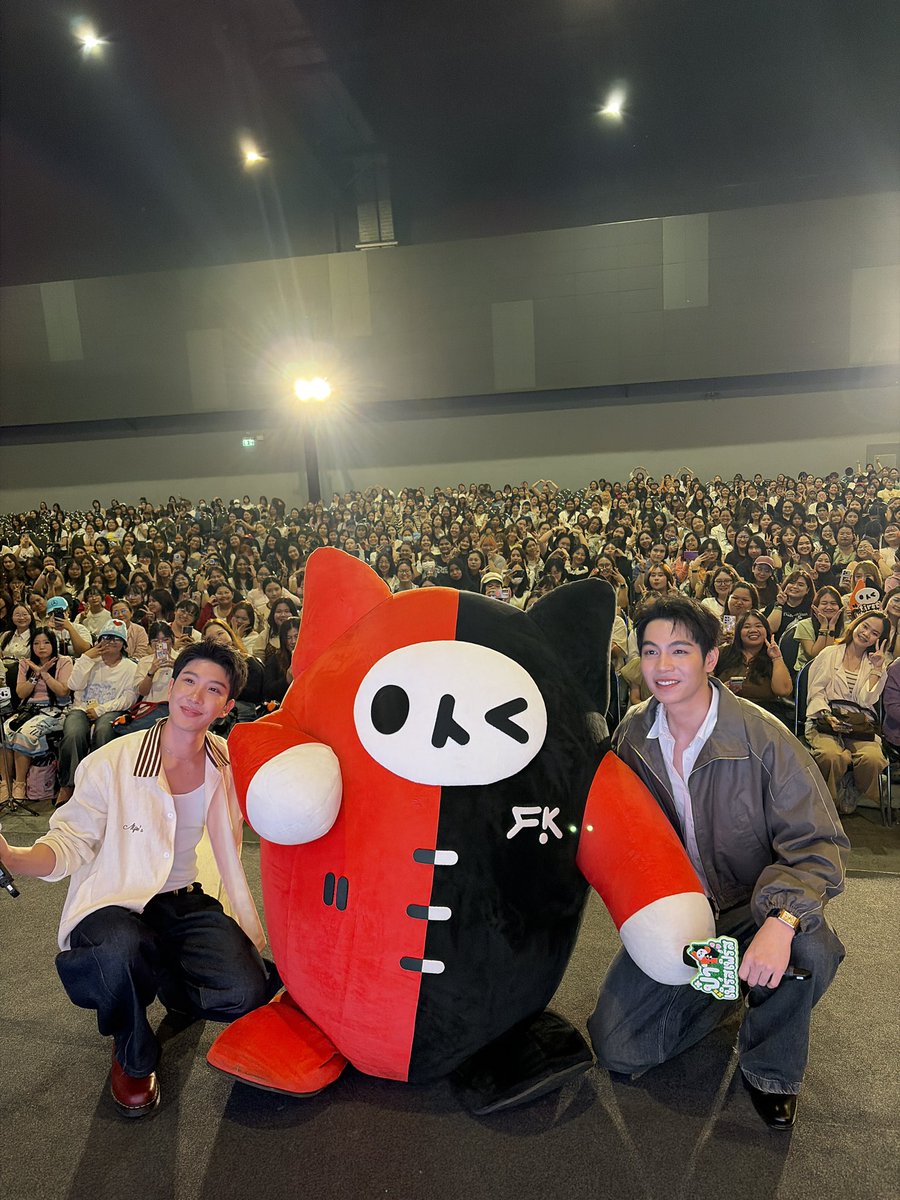 yuzu_mumu_gmmtv's tweet photo. ป๋านุดมุ ขอบคุนกั๊บบ  รักทุกคนกั๊บบเมี๊ยวว~ 
#GMMTVFANIVAL2026HappyFamilyxFK
#YUZUMUMU https://t.co/RIZvogvj3J