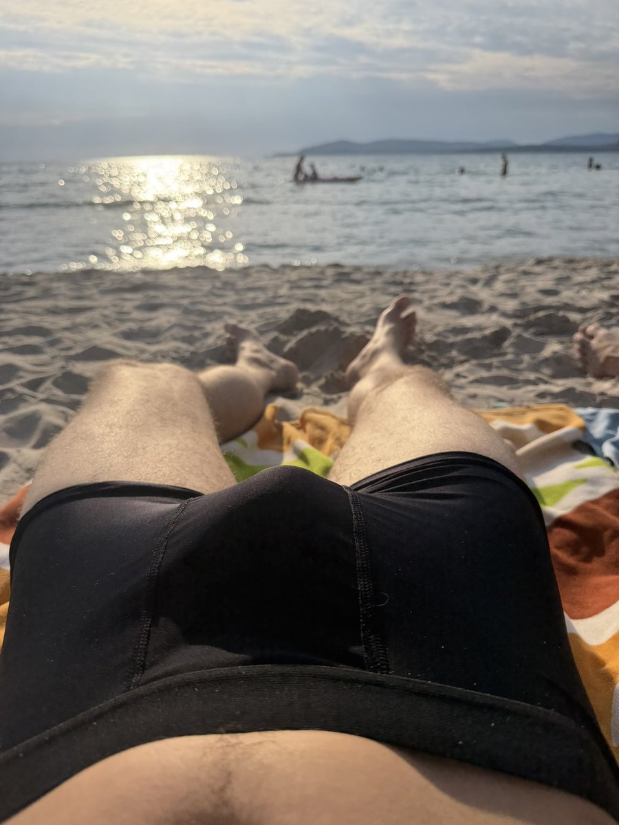 ozzznerol's tweet photo. 🧜🏻‍♂️ https://t.co/HUOWh6AKVw