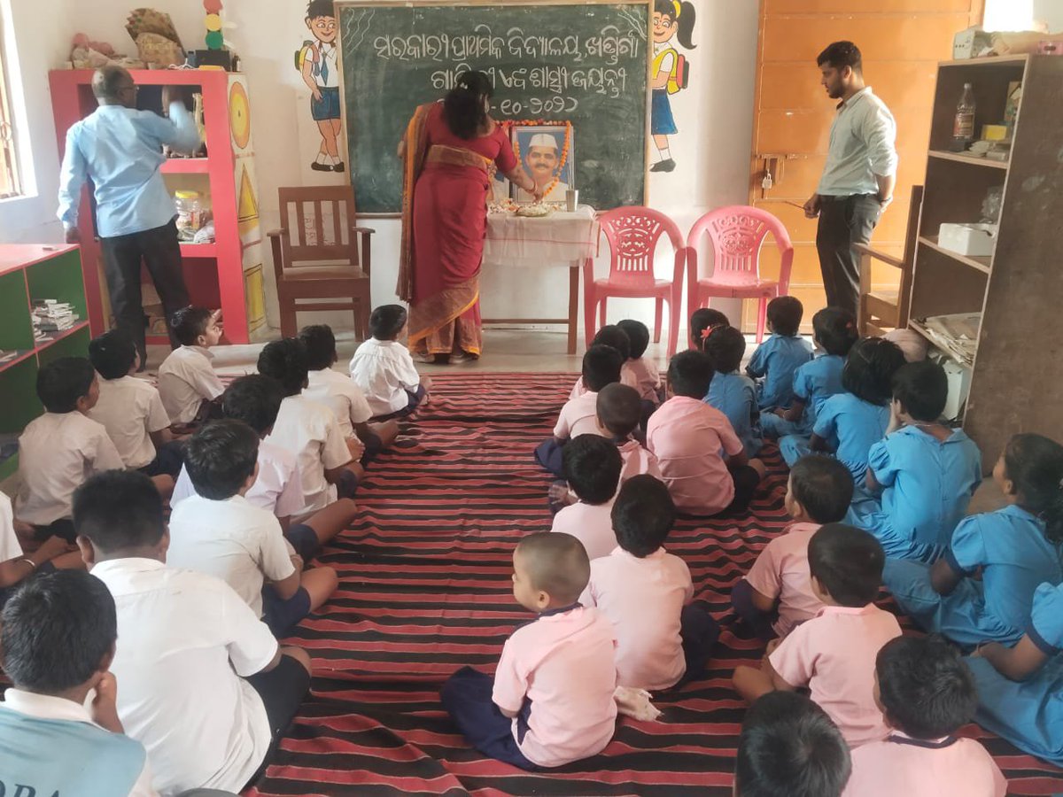 ICDS_Delanga's tweet photo. Gandhi jayanti and Sastri Jayant has been observed at different AWCs under ICDS DELANGA. https://t.co/tn8xOtPtAi
