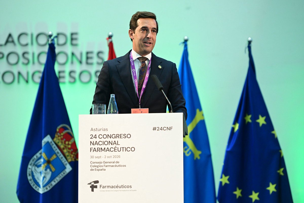 CACOF_'s tweet photo. Concluye el 24º Congreso Nacional Farmacéutico en Oviedo, una cita en la que la Farmacia andaluza ha expuesto su capacidad para impulsar iniciativas innovadoras, compartir conocimiento y contribuir a la transformación de la profesión.

Nuestra enhorabuena a todos los compañeros que lo han hecho posible, liderados por el Consejo General de @Farmaceuticos_. 

Y una felicitación especial para el @ICOFMA, a su presidente, @PresiCOFMalaga, y a los farmacéuticos malagueños, ya que Málaga acogerá en 2028 el 25º Congreso Nacional Farmacéutico. ¡Enhorabuena! 

#24CNF