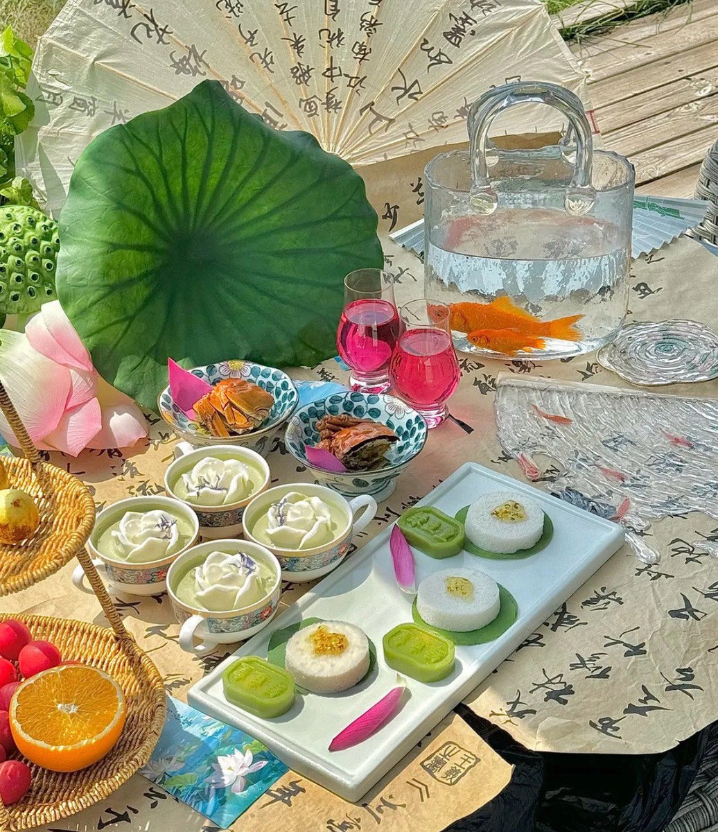 eva_tide_39's tweet photo. I made frozen homemade treats with sweet mung bean paste, a pinch of salt, and the sound of snapping fingers, perfect for a hot summer afternoon.， https://t.co/3J2YEJFAO1