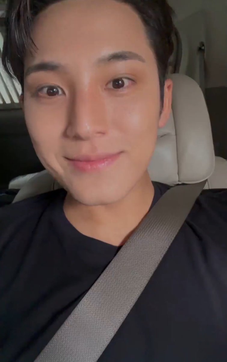 me_and_gyu_'s tweet photo. i miss mingoo i miss mingyu https://t.co/VEer3TcODI