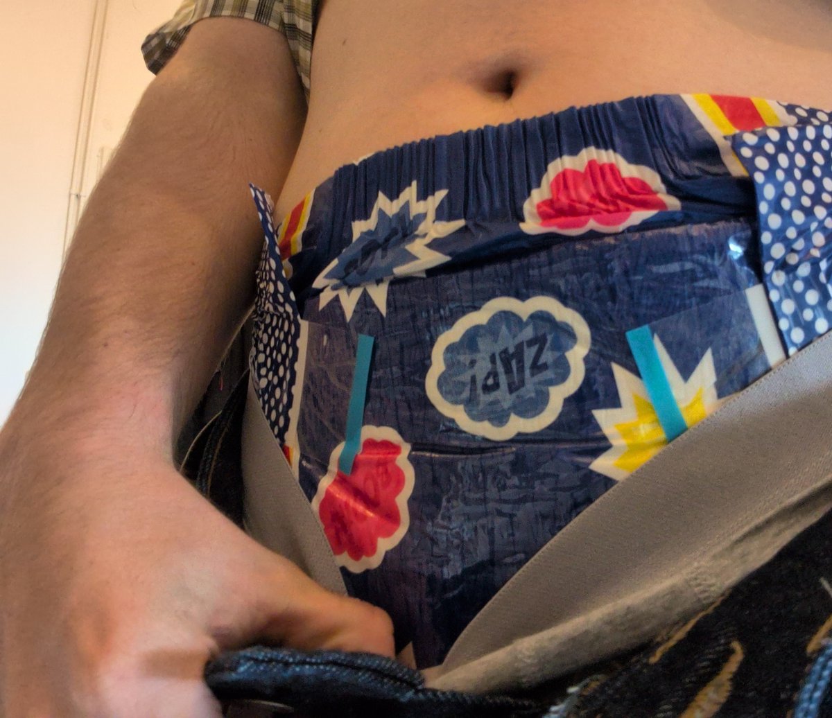 bluesploge's tweet photo. Like if you want to see the full diaper pics #abdl #baby #uk #abdluk #daiper https://t.co/sAodnOvjMK