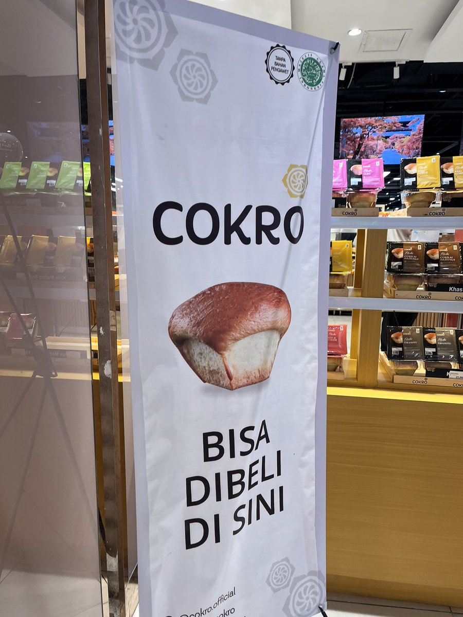 kiwseaway's tweet photo. tidak perlu ke Madiun ya adik-adik, di bilangan Tanjung Duren sudah ada https://t.co/1H4GraHdib