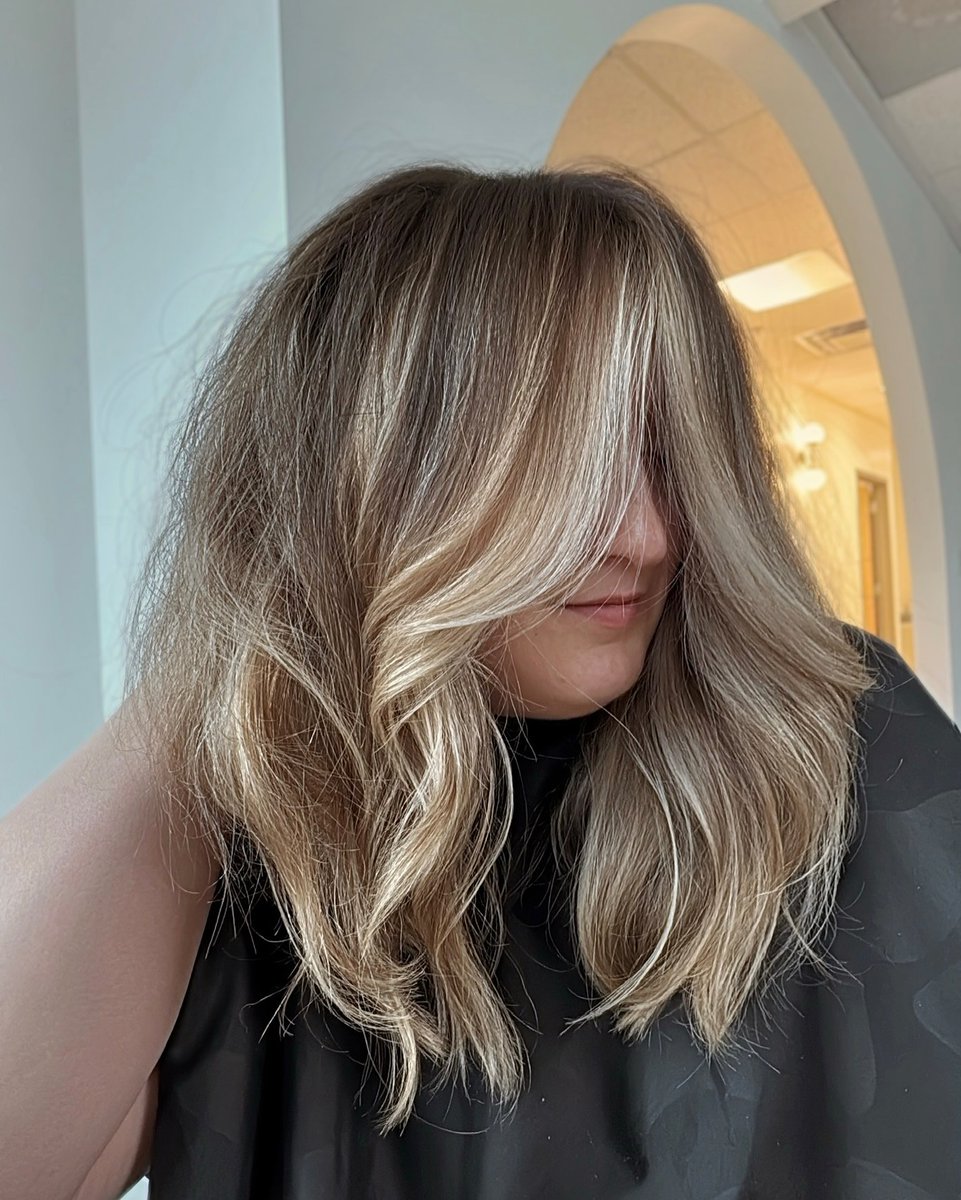 DoceAoAzedo's tweet photo. Imagine your hair with the perfect amount of dimension. https://t.co/QwClAhurds