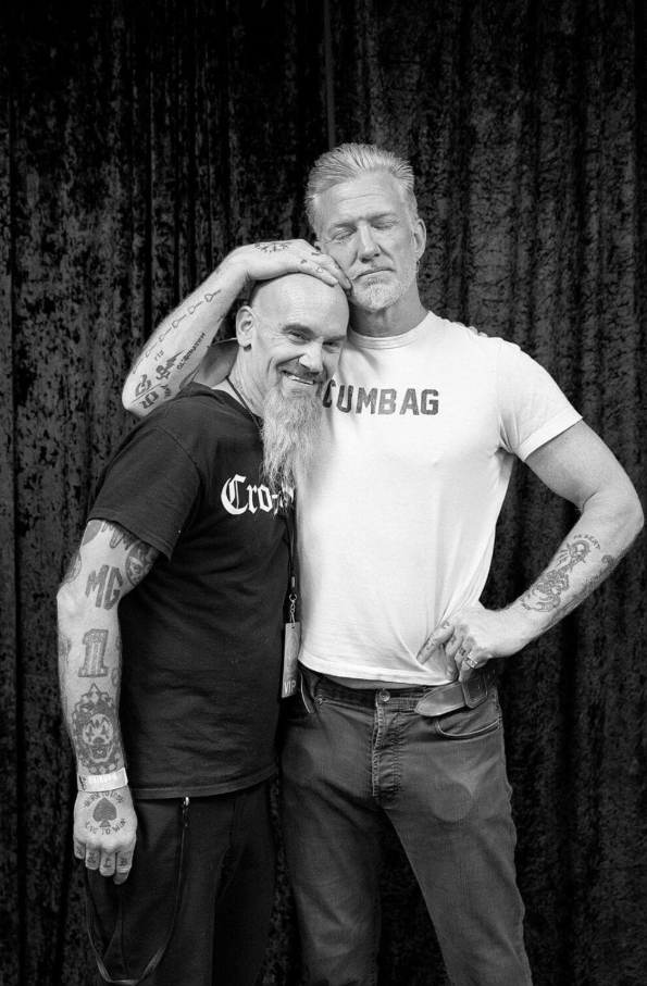 QOTSAarchive's tweet photo. 📷 Ross Halfin https://t.co/aiUCkU4Hsq