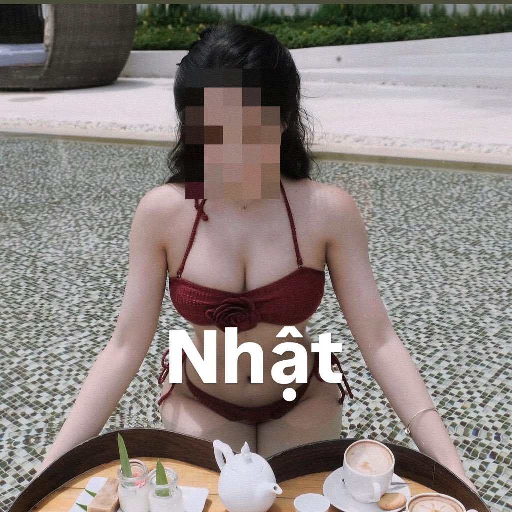Nhatminh2299's tweet photo. Muốn cuckold thì nên bắt đầu từ đâu v các bạn ?
Và làm sao để ny chịu cho thằng khác chich thế ?
Giờ nưng vl muốn ẻm bị đè ra quá đạp đầu dưới chym dài thế này https://t.co/dYiShk6z1u