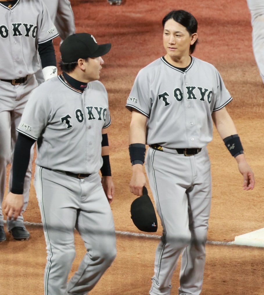 __taus__'s tweet photo. 【10/2 神宮】
マルコバ

#丸佳浩　選手
#小林誠司　選手 https://t.co/rro6T5xh9K