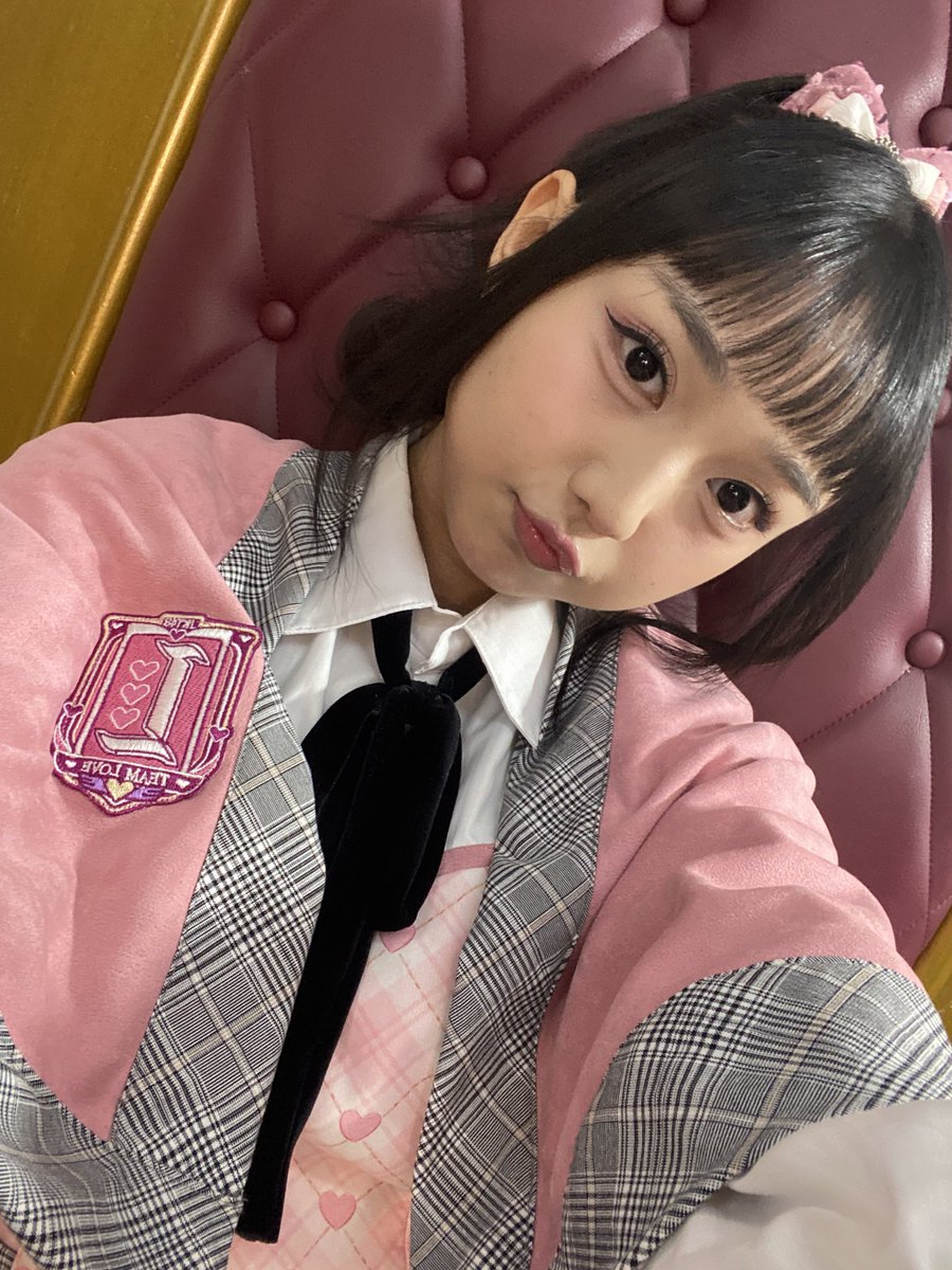 SNayla_JKT48's tweet photo. Terimakasih banyak show itadaki love today!! Terimakasih banyak chekicha juga!!
Hati ini aku ponitel wow cocok gak!!??
Makaasih yaaaaa
Hati hati di pulang jalan semoga verif lagi ya🥺🫰🏻 https://t.co/bPvD7NZ1rW