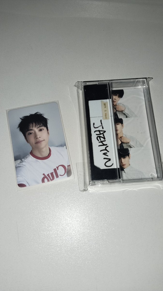 MorningVui25771's tweet photo. แจกเทปแจฮยอน ( ไม่มีการ์ดพลล. ) + การ์ดม่อนชิชิ รีอย่างเดียวค่าส่งออกให้ค่า 

#ตลาดนัดnct127 #ตลาดนัดnct https://t.co/JnBXzcbQJ7