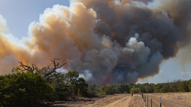 TXForestService's tweet photo. 🔥Fire Prevention Week is Oct. 4-10! This year, we’re focusing on lithium-ion battery safety. Use the correct charger, charge devices on a hard, flat surface and watch for signs of damage or overheating. Simple steps can help prevent fires. https://t.co/uwxbQOCIvn