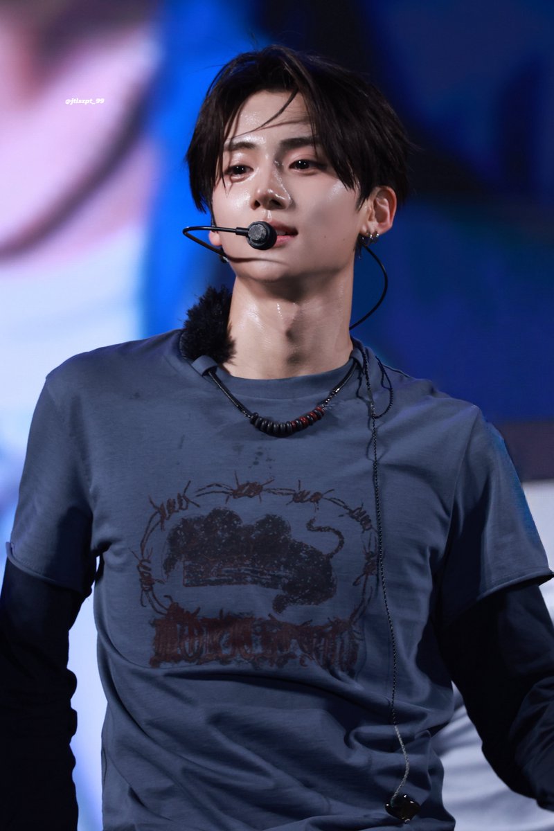 jtlszpt_99's tweet photo. 261002 창원대
#SANGWON #상원 #ALPHADRIVEONE #알파드라이브원 https://t.co/GrkxgddwVk