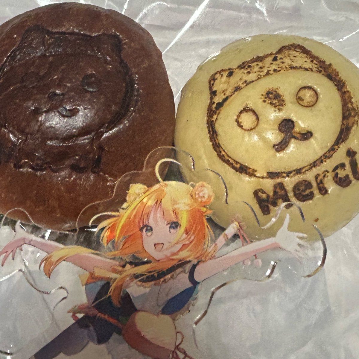 monptt's tweet photo. OH!くんのクリームパンほんとに東京でも売ってた😯
#ほかライブ https://t.co/4gbQXGnj5w