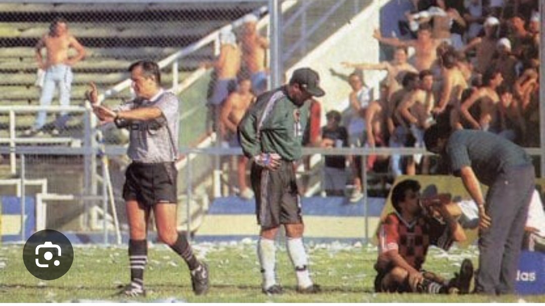 MusuraSeba1209's tweet photo. @SebaNewells1977 De la B se vuelve , del abandono no vuelves más , que tú equipo abandone en un clásico para que no te hagan más goles , no se vuelve más. https://t.co/3wN4aZM1HM