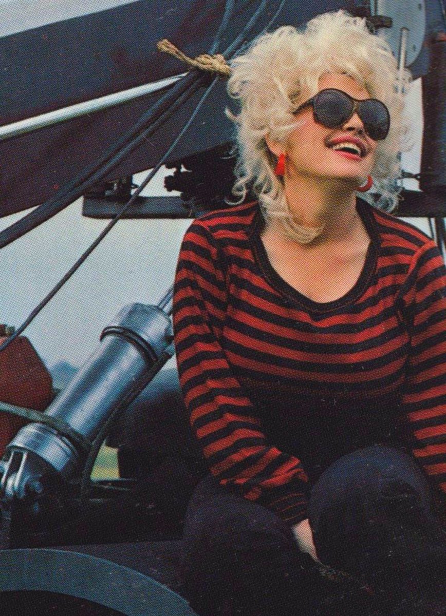 glamourrcruelty's tweet photo. I think the casual fit is adorable :') https://t.co/fJINyfDJhn