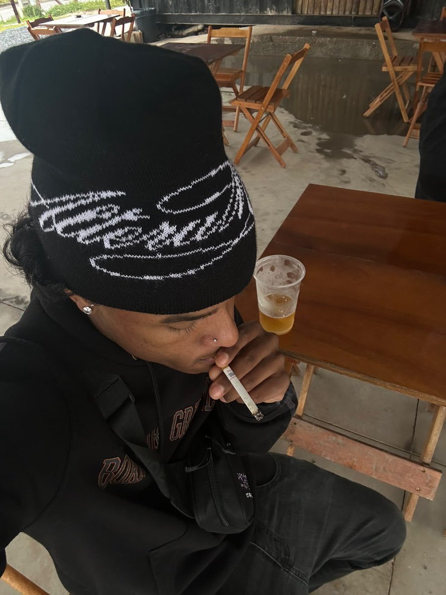 Darouchaa's tweet photo. Swagboy YEEEESRRR https://t.co/nQl0esYm3A