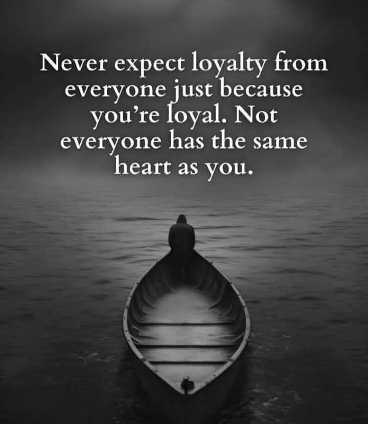 TheWizKhalifa's tweet photo. Never expect loyalty from everyone just because you're loyal. Not everyone has the same heart as you.
#Loyalty #RealTalk #TrueHeart #LifeLessons #SelfWorth #NotEveryone #ChooseWisely #Quotes #ShareInspireQuotes https://t.co/8vVI7INF72