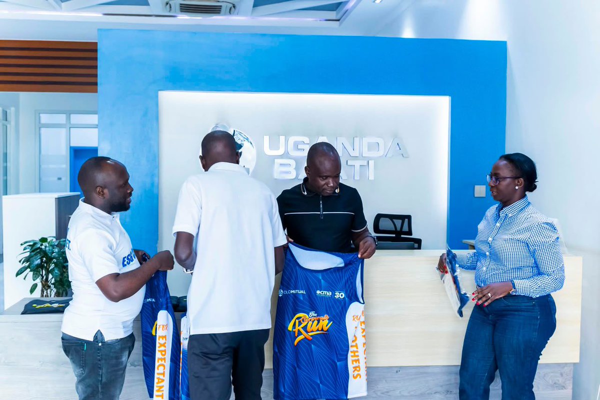 AishaNakit45823's tweet photo. Today our team just dropped off 30 running kits @UgandaBaati. A big shoutout dear partner for gearing up for the @CorporateRunUg. 

Individual and team Registration is still going on👇🏼
MTN: 316397 | Airtel: 4395378
Online:  https://t.co/x6lbCH0DMX
 
Your participation saves a life.

#CorporateRun2026
#RunForExpectantMothers