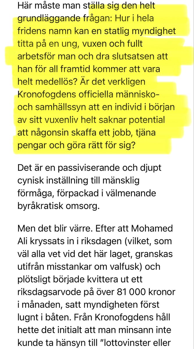 Siskodiskho's tweet photo. Det krävdes att ett privat inkassoföretag hörde av sig till Kronofogdemyndigheten för att det skulle bli fråga om att ompröva skuldsaneringen. 

Bara det faktum att han är ung, ”enbart” har en skuld på ca 160k men ändå beviljas skuldsanering väcker frågor. Att KFM sedan bedömer att Mohamed kommer förbli utan inkomst för all framtid gör inte saken mindre märklig. Och hur var det möjligt för Mohamed att dra på sig massor av skulder trots skuldsanering utan att KFM reagerade….

Finns hur många frågor somhelst som behöver besvaras…källa:@Bulletin_Nu