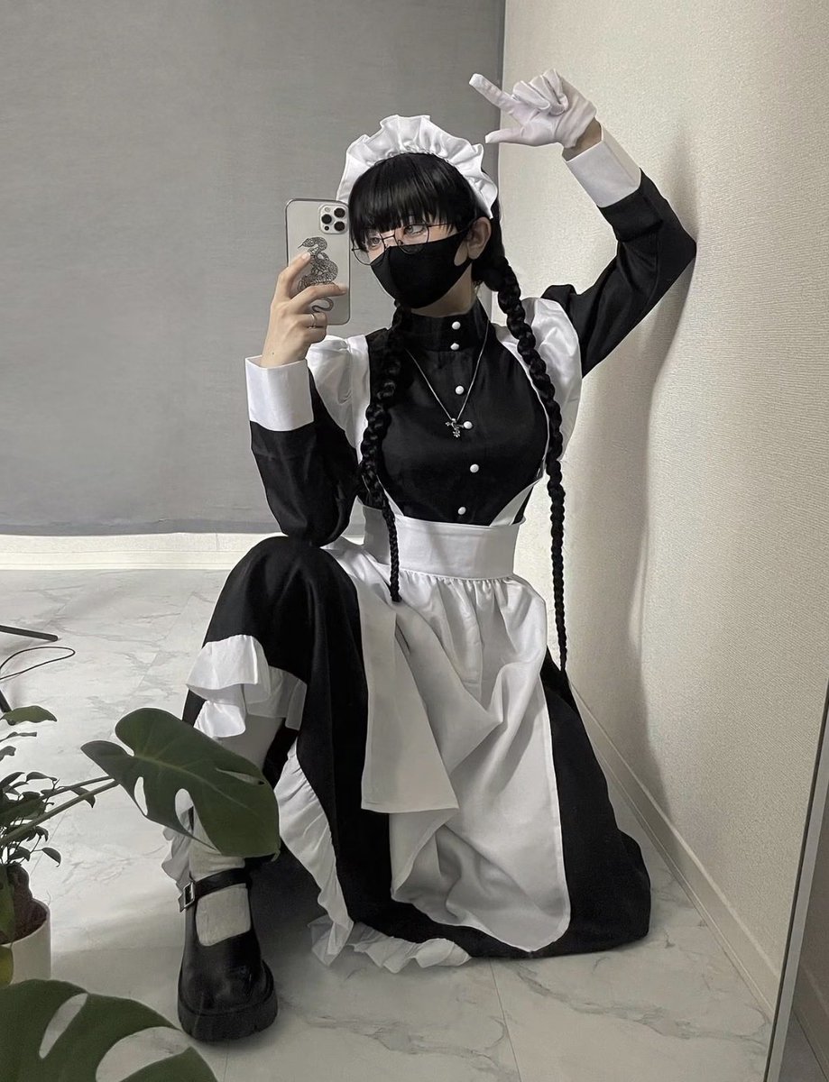 eyeshiny_gibous's tweet photo. 遅れすぎた #メガネの日  
ハロウィン近いのでメイドで(ง •̀ω•́)ง https://t.co/Ymm8rx4UOH