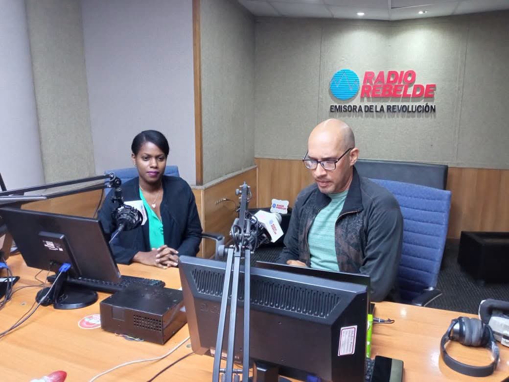 LorenaCBello87's tweet photo. Comparecencia de la directora Jurídica  del #mtsscuba, Yiseilis Ferrer Nariño, en la emisora Radio Rebelde sobre la implementación del código de trabajo y las novedades del mismo 
#MujeresEnRevolución
#MiBarrioPorLaPatria https://t.co/NVyoY1vDQ6