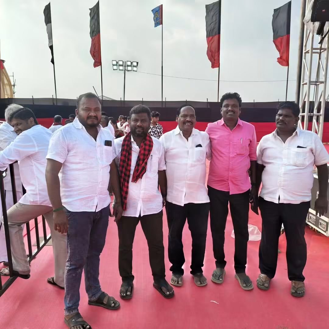 prabhuasp247's tweet photo. தாராபுரம் இடைத்தேர்தல் #தலைவர்  அவர்களின் பிரச்சார பொதுக் கூட்டத்தில் கலந்து கொண்ட போது கொண்டபோது
🖤❤️🖤❤️
@mkstalin 
@Udhaystalin https://t.co/hOhgybkClW