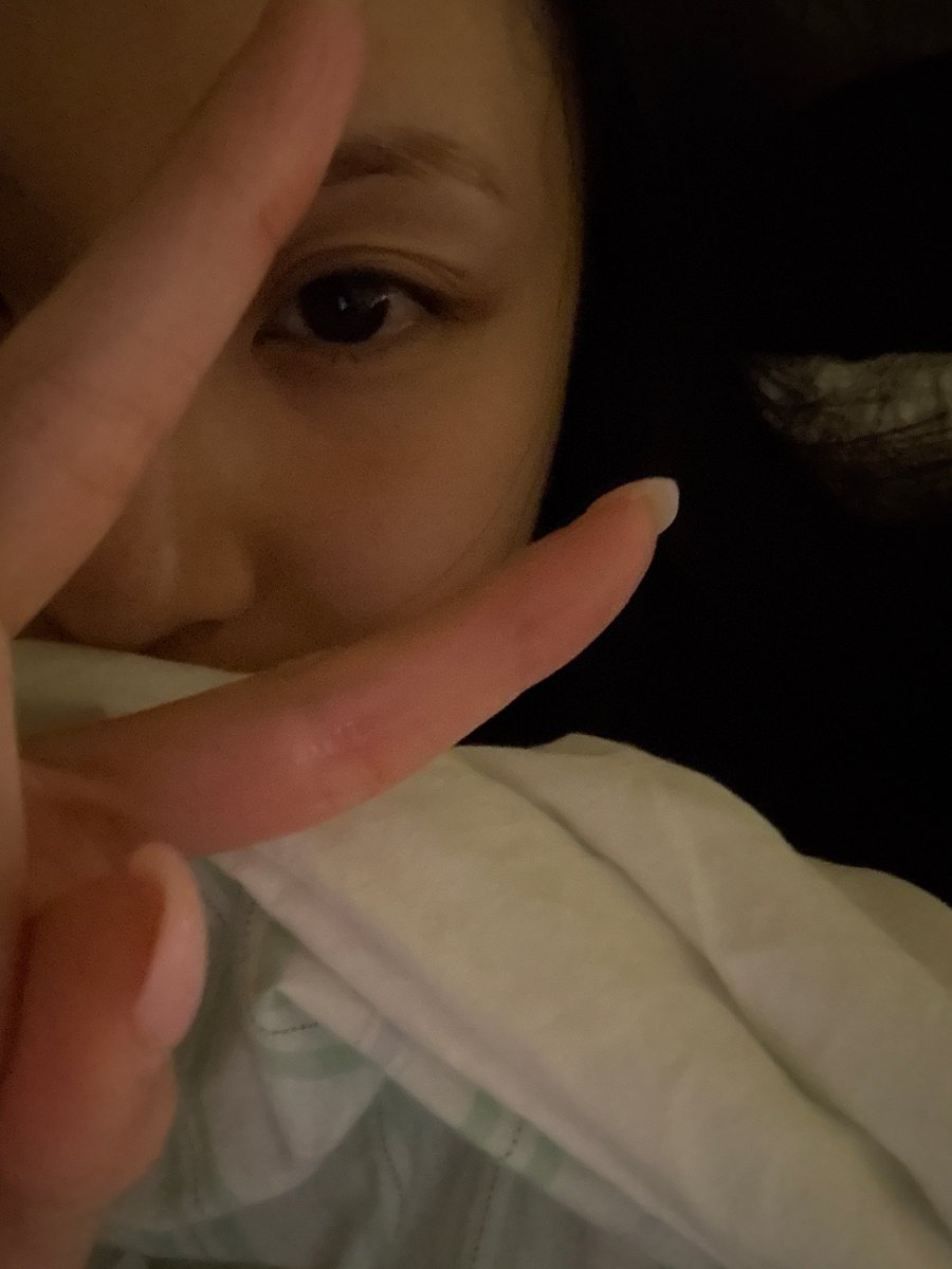godmitzu's tweet photo. CHAEYOUNG said we're going to see each other a lot next year! She misses us too and agreed both TWICE and ONCE have separation anxiety and we're not used to being apart for so long 😭 https://t.co/tUdvPbFzB0