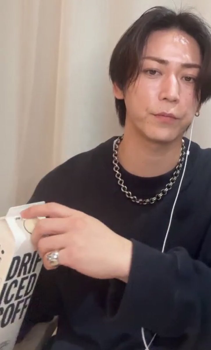 erlrln723's tweet photo. SAZA COFFEEだったよー！

#亀梨和也 亀梨くん
#亀梨和也Instagram https://t.co/pnjwPMRbly