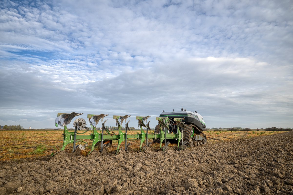 GRRobotics's tweet photo. High performance, low impact. Autonomous farming takes a major step forward with  the AgBot T2 7 SERIES! Packed with 230 hp &amp; increased lift capacity, it’s built for heavy implements &amp; tough conditions—all while protecting soil health. 
Link for more info: https://t.co/F5SPVF1NWk https://t.co/4SkPrS9zA1
