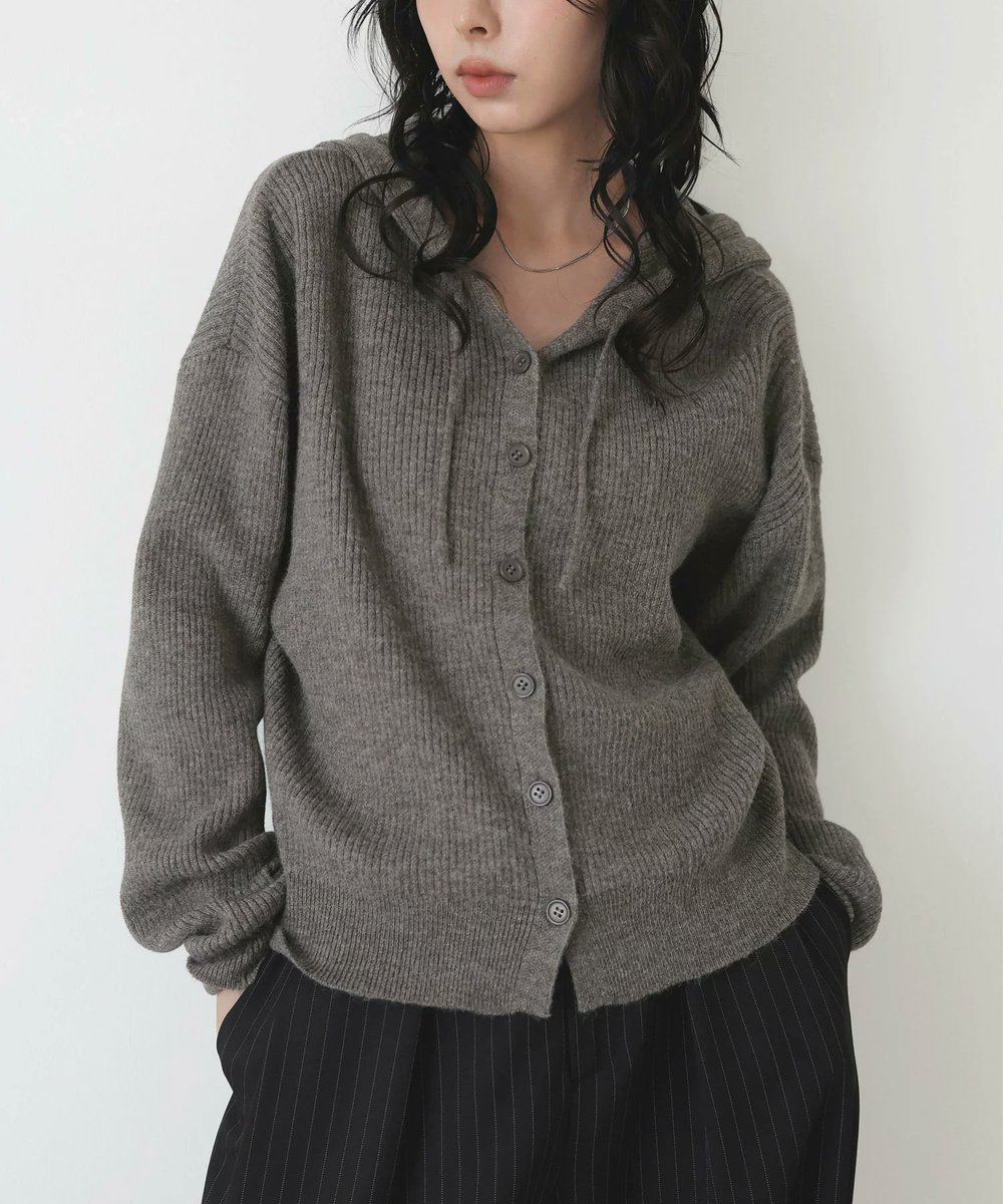 nana_code_korea's tweet photo. UNIQLOのフーデッドリブT流行ってるけど、人と被りたくない派はこっちも見て🥹
前開きでカーディガンにもなるし、このゆるっと感が韓国オンニっぽくて可愛い。
ブラウンもグレーもアイボリーも全部使いやすそう🤎 https://t.co/6ADRhEARoO